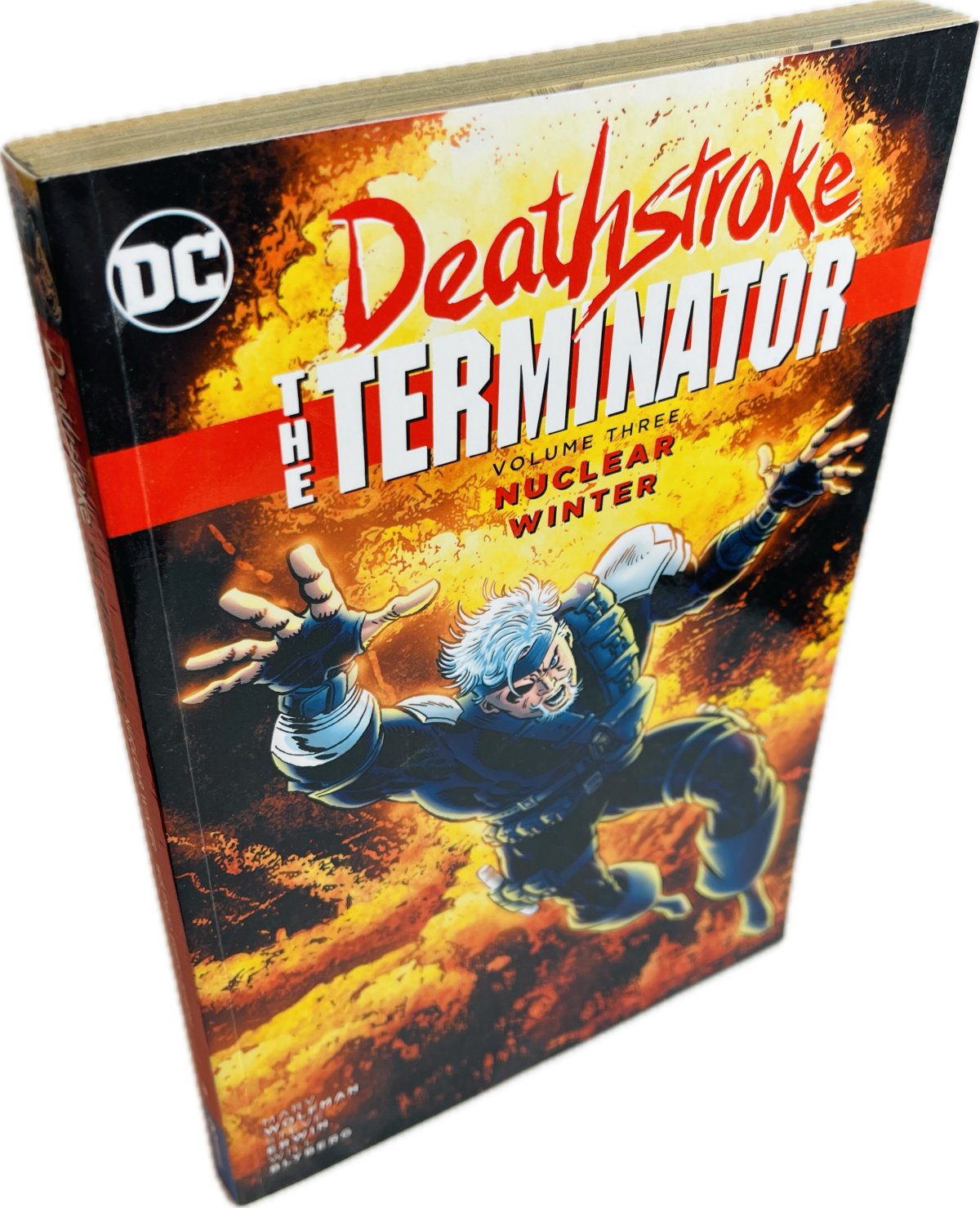 Deathstroke: The Terminator Vol. Three - Nuclear Winter (Engelsk) (DC ...