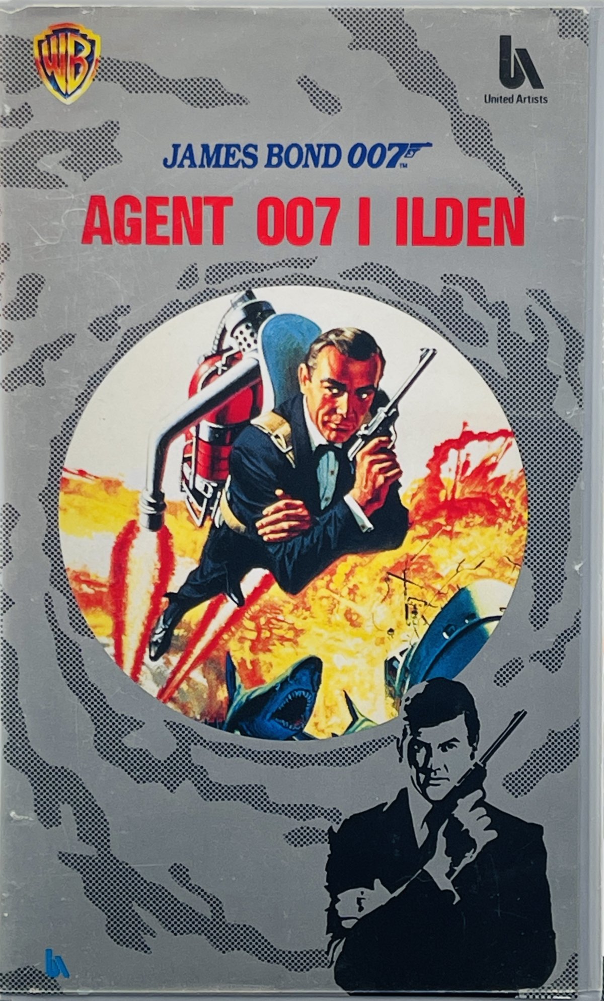 James Bond 007 - Agent 007 I Ilden (VHS) - Action - Retroportalen
