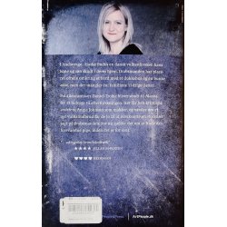 Under En Sort Himmel (Inger Wolf) (Dansk)